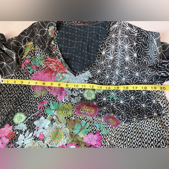 JOHNNY WAS Tani Embroidered Floral Print V Neck Tunic Top - Picture 7 of 10